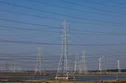 インド石炭発電比率、7月は1年ぶり低水準　再生エネが過去最高