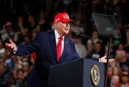 米モンタナ州に先端兵器試験場、トランプ氏が計画発表
