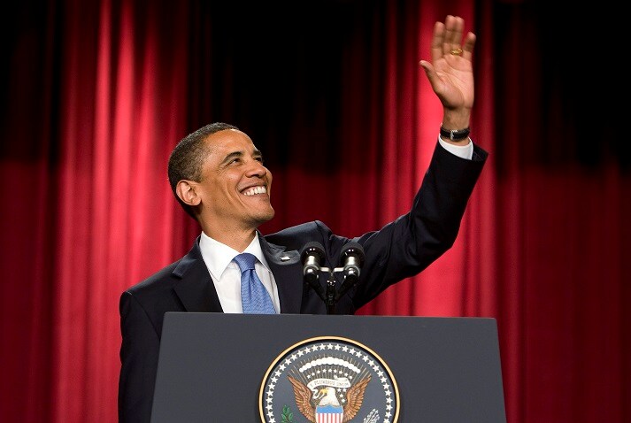 2009年、カイロ大学でイスラムの西側の融和を呼び掛けたオバマ米大統領（当時）　Larry Downing-REUTERS