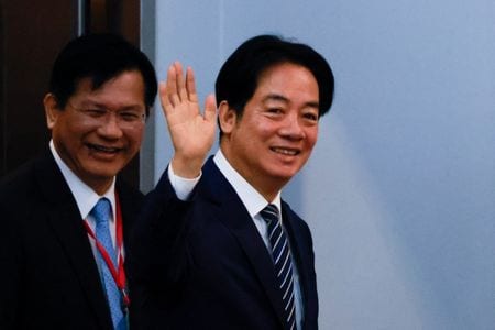 台北で行われた直接選挙30周年記念式典に到着した頼清徳総統。2026年3月14日撮影　 REUTERS/Ann Wang