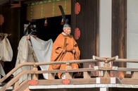 平和と国際親善の天皇は去りゆく