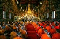 タイ、プミポン前国王の火葬が10月26日に決定