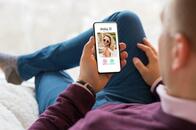 交際のきっかけ、「インターネットでの出会い」が最多に！