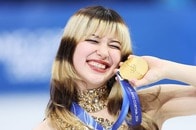 「最高すぎる...」アリサ・リウの帰国便に同乗した客が撮影した「ド派手なサプライズ」動画が話題に