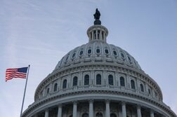米上院が再び「戦争権限決議案」否決、共和党3議員賛成で1票差に
