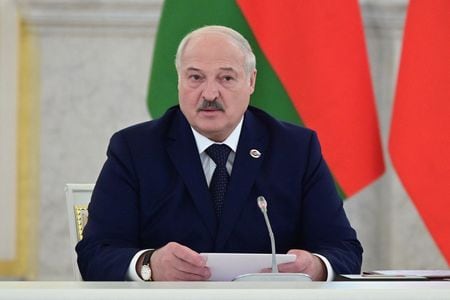 　５月１４日、ベラルーシのルカシェンコ大統領（写真）は、首都ミンスクで開かれた式典を欠席した。提供写真（２０２３年　ロイター／Sputnik）