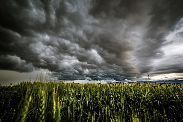 気温を下げるために成層圏をエアロゾルで覆う構想…　zakaz86-iStock