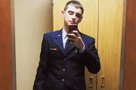 「折り畳んで持ち帰った」──21歳の階級の低い兵士による機密文書の流出は「謎」ではなかった