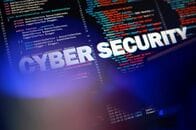 外務省運用のネットワークで個人情報漏えいの可能性、氏名など3600件
