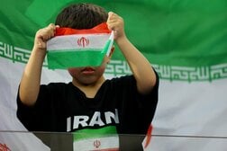 フットサルでは「超強豪」、イランのサッカー事情…政治的な背景と、女性サポーターの「非業の死」