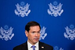 キューバは別の道を、方針変えなければ痛い目に＝米国務長官