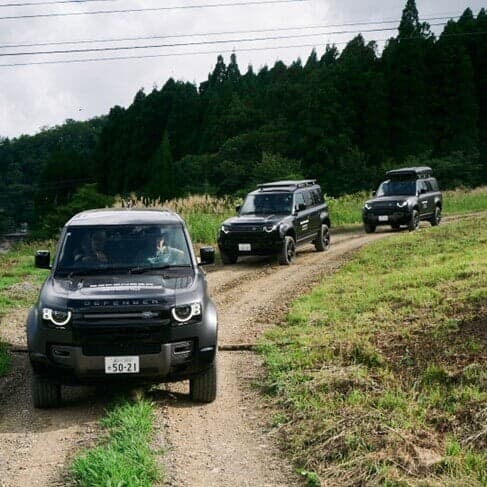 DEFENDER EXPERIENCE NORTH SOUTH TOUR