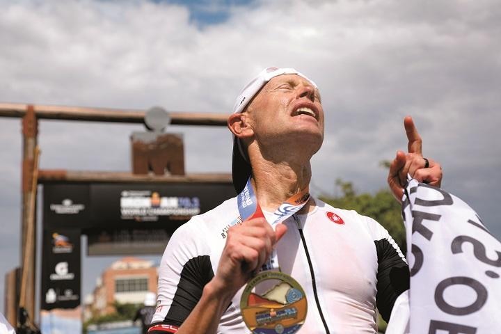 7月にALSと診断され、2カ月後にアイアンマン・レースを走り切った　PATRICK MCDERMOTT/GETTY IMAGES FOR IRONMAN