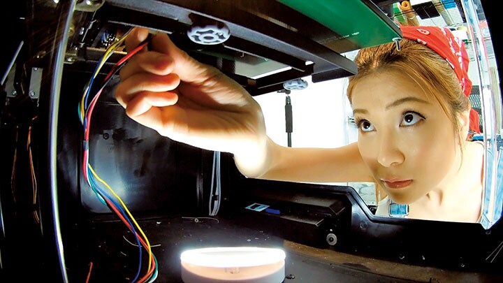 シリコンバレーでは「実在しない」と中傷されたウー　Naomi Wu　