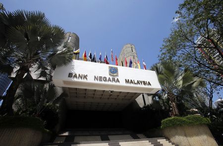 マレーシア国立銀行（中央銀行）は６日、政策金利を２５ベーシスポイント（ｂｐ）引き上げ２．２５％とした。写真は２０１３年１月、クアラルンプールで撮影（２０２２年　ロイター/Bazuki Muhammad）