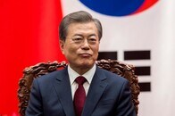 韓国文大統領「慰安婦問題巡る日韓合意では問題解決できず」 見直し示唆