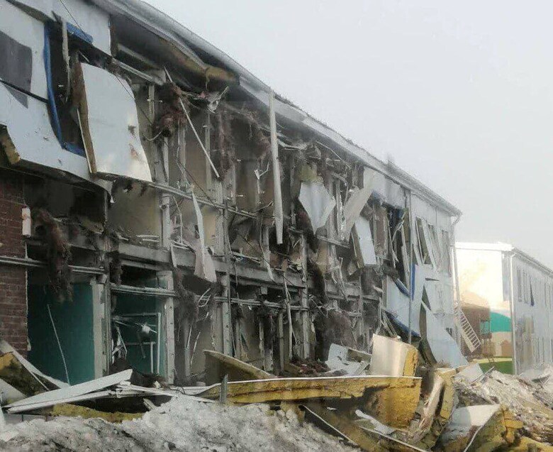 ウクライナのドローン攻撃に遭ったロシア西部タタールスタン共和国エラブガ（4月2日）　Ostorozhno Novosti/Handout via REUTERS