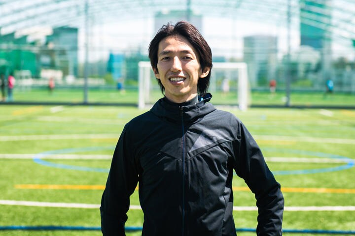SNSのフォロワーは約240万人、オンラインアカデミーも開催し、ドリブルデザイナーとして活躍する岡部将和氏　Courtesy Masakazu Okabe