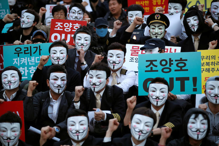 大韓航空の会長ファミリーへの退陣要求デモが行われた 2018年5月　Kim Hong-Ji-REUTERS