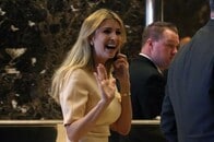 トランプ政権移行チーム責任者にペンス次期副大統領、イバンカほか身内・側近で固める