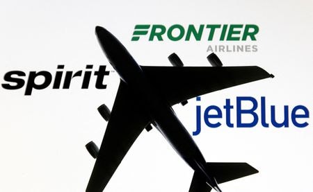 　６月２８日、米格安航空会社（ＬＣＣ）スピリット航空は、反トラスト法（独占禁止法）を巡る懸念を理由に同業ジェットブルー航空の買収案を再び拒否し、３０日開催の株主総会でフロンティア航空の親会社フロンティア・グループ・ホールディングスとの合併を支持するよう推奨した。２７日撮影（２０２２年　ロイター/Dado Ruvic）