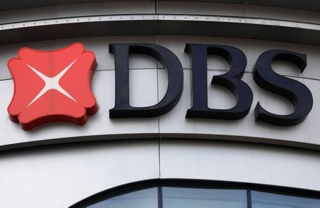 　２月１０日、シンガポールの銀行大手ＤＢＳグループ・ホールディングスが発表した２０２０年第４・四半期決算は、純利益が前年同期比３３％減少した。写真はシンガポールで２０１７年９月撮影（２０２１年　ロイター／Edgar Su）