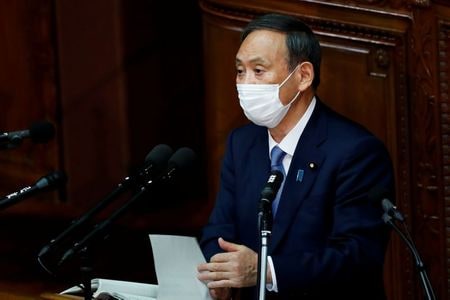 　１０月２９日　菅義偉首相は参院代表質問で、所信表明演説で掲げた２０５０年の温室効果ガス排出の実質ゼロ実現にあたり「再生エネルギー、原子力、石炭などあらゆる選択枝を検討する」と述べ、効率的な最先端石炭火力も活用すると説明した。写真は１０月２６日