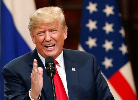 　７月１６日、トランプ米大統領はロシアのプーチン大統領との共同記者会見後、米国の「情報当局者を強く信頼している」と表明した（２０１８年　ロイター/Grigory Dukor）