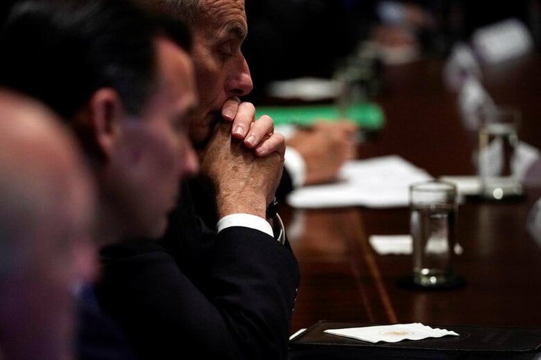 ９月１３日、トランプ米大統領は、民主党のシューマー上院院内総務とペロシ下院院内総務を招いて夕食会を開き、税制改革などを協議した。写真はホワイトハウスで撮影（２０１７年　ロイター／Jonathan Ernst）