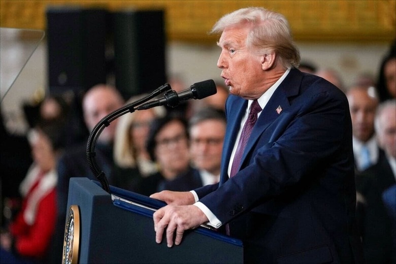 トランプは就任演説で「インフレ退治」を約束した　Julia Demaree Nikhinson/Pool/REUTERS