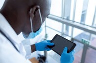 「本格的な医療行為にも役立つが...」ChatGPT、医療利用に伴うリスクとは？