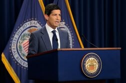 ＦＲＢ、ＦＯＭＣ運営見直し　27年は1回を戦略協議に充当＝議長