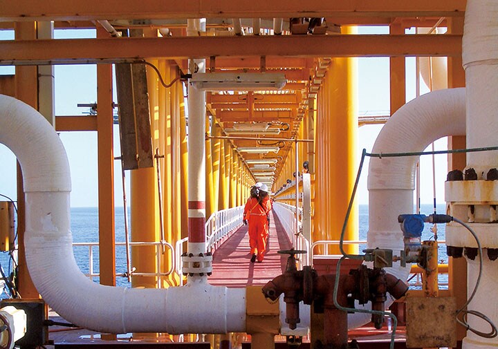 カタールが輸出するLNGの約3分の1はアジア向け Tuck-UllStein Bild/GETTY IMAGES