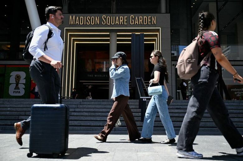 米ニューヨーク・マンハッタンにあるマディソン・スクエア・ガーデン。２４日撮影。REUTERS/Vincent Alban
