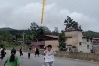 【動画】中国のロケット事故、再び民家に被害...SNSで拡散される緊迫の映像