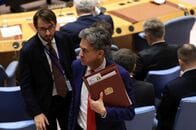 英がイランに警告、国内の敵対活動容認せず　ＮＹで外相会談