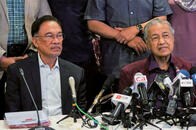 【解説】マレーシアの複雑過ぎる政治劇、またも見送られたアンワルの首相昇格