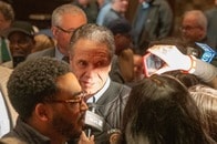 内紛続く米民主党、震源地はニューヨーク