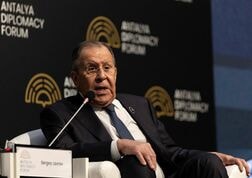 ロシア外相、イランのアラグチ氏と電話会談　停戦維持の必要性強調＝外務省