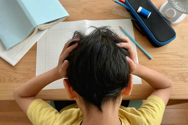 日本は「教育立国」を掲げている割にはカネをかけていない　photoAC