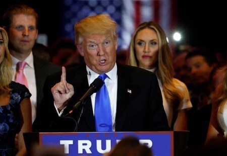 　５月５日、米大統領選の共和党候補指名獲得が確実視されるドナルド・トランプ氏は、大統領就任すれば規制撤廃や長期国債の借り換えなどを行う考えを示した。写真は３日撮影。（２０１６年　ロイター／Lucas Jackson）