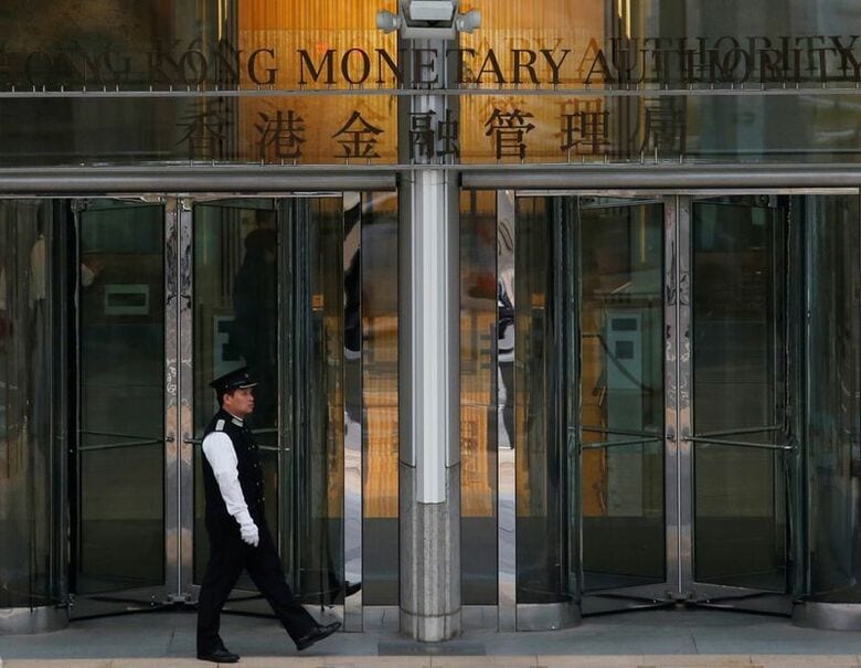 2015年11月10日、香港金融管理局で撮影。REUTERS/Bobby Yip