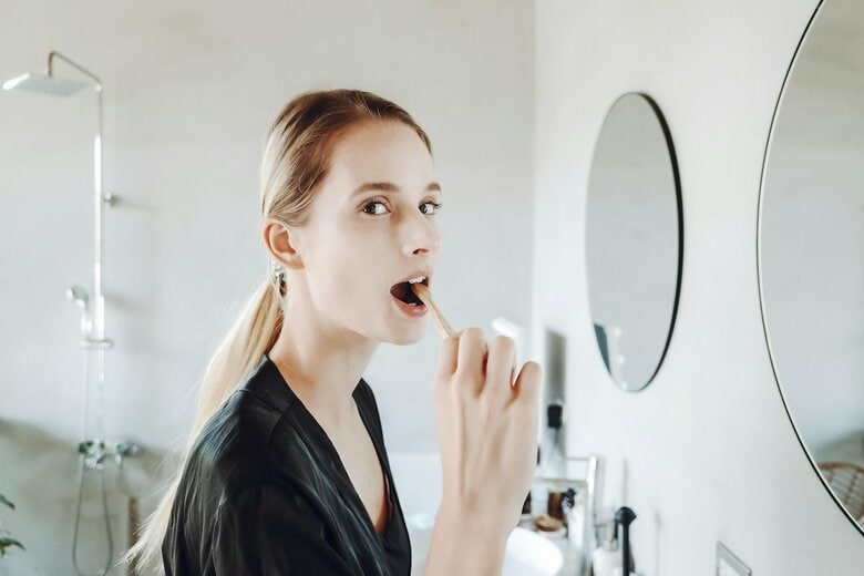 ホワイトニングに即効性を求めるのは危険だ（写真はイメージです）　Wenny Chen-Unsplash