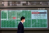 日経平均は大幅続落1050円安、今年最大の下げ幅　原油急落と円高を嫌気