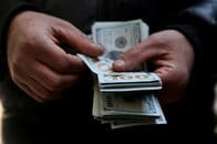 イラン通貨が過去最安値、停戦合意後に外貨買い加速