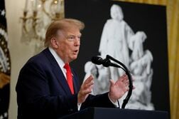トランプ氏、メキシコにエネルギー企業間の取引・提携拡大要請＝報道