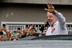 ブラジル大統領選、現職ルラ氏が勝利の見通し　調査会社予測
