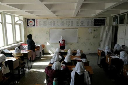 女子240万人が中等教育から締め出され…タリバン復帰5年のアフガニスタンで進んでいること