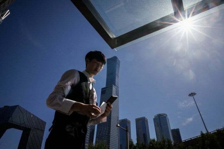 写真は2022年7月、北京で撮影。REUTERS/Thomas Peter