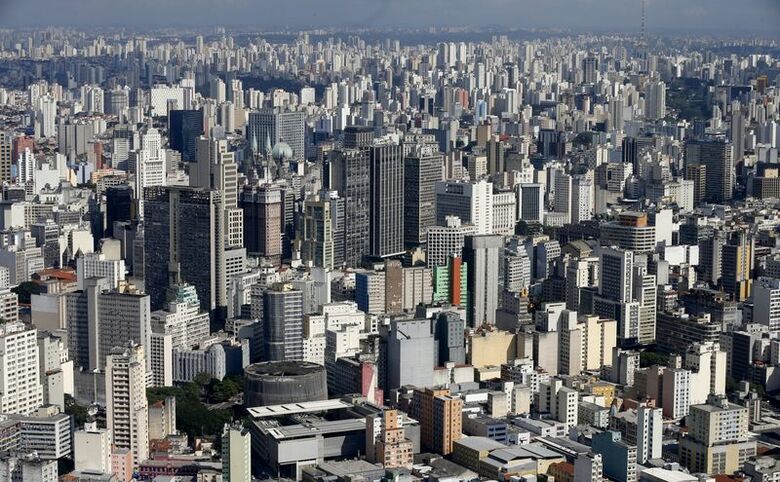 サンパウロの街並み。２０１５年４月撮影。REUTERS/Paulo Whitaker